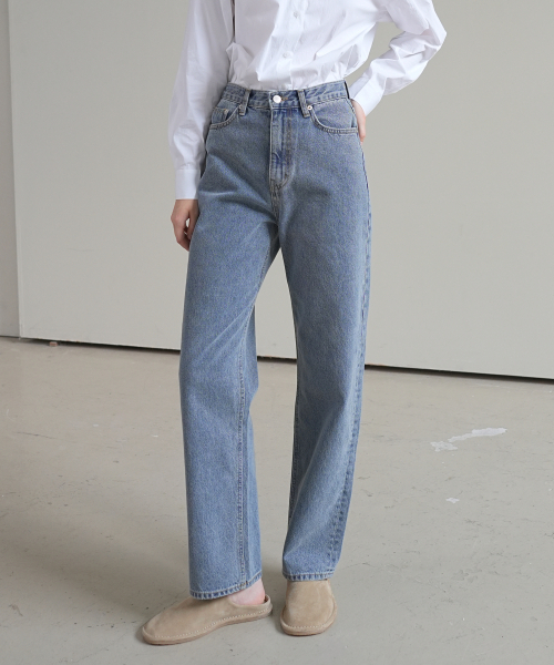 PAUL&ALICE(ポール&アリス)の「STRAIGHT DENIM PANTS / BLUE(デニムパンツ・レディース・ブルー・SMALL/MEDIUM/LARGE)」の1枚目の写真