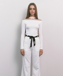 MOILLY（モイリー）の「Off Shoulder Top - White（Tシャツ/カットソー）」