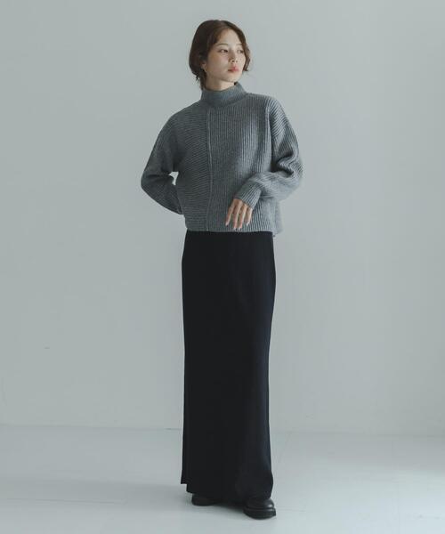 URBAN RESEARCH Sonny Label（アーバンリサーチサニーレーベル）の「畦切替えニットプルオーバー（ニット/セーター・レディース・ライトベージュ/チャコールグレー/ブルー/ピンク・FREE）」の15枚目の写真