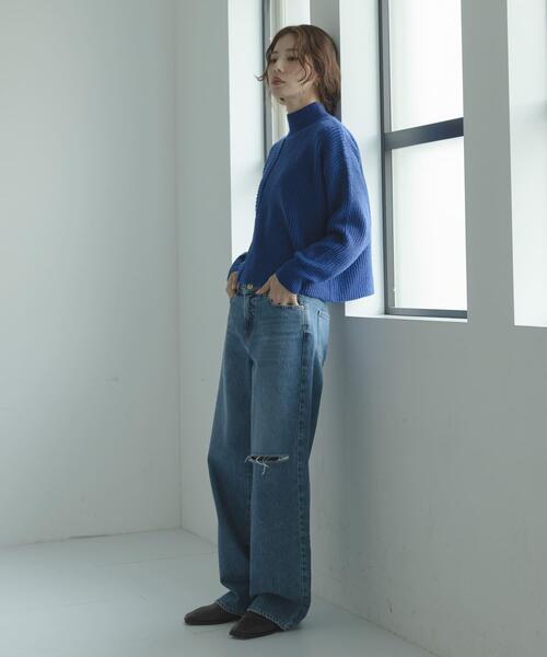 URBAN RESEARCH Sonny Label（アーバンリサーチサニーレーベル）の「畦切替えニットプルオーバー（ニット/セーター・レディース・ライトベージュ/チャコールグレー/ブルー/ピンク・FREE）」の5枚目の写真