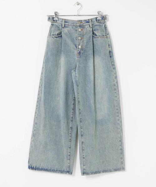 KBF（ケイビーエフ）の「『3サイズ展開』タックボタンアップデニム（デニムパンツ・レディース・ブルー/ライトブルー・38/34/36）」の16枚目の写真