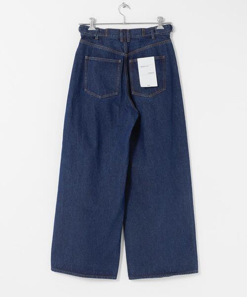 KBF（ケイビーエフ）の「『3サイズ展開』タックボタンアップデニム（デニムパンツ・レディース・ブルー/ライトブルー・38/34/36）」の6枚目の写真