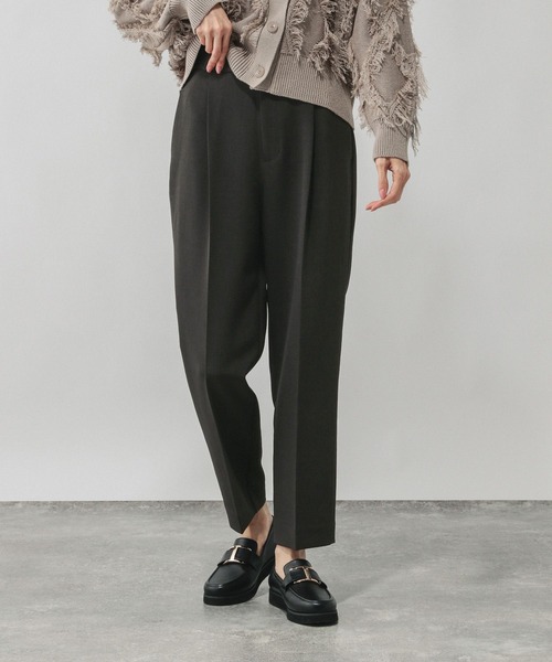 GLOBAL WORK(グローバルワーク)の「ウツクシルエット極みストレートパンツ/603984(その他パンツ・レディース・ネイビー/モカ/チャコールグレー/ブラック・SMALL/X-SMALL/XL-Long/L-Long/M-Long/S-Long/X-LARGE/LARGE/MEDIUM)」の17枚目の写真