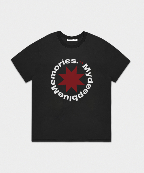 mydeepbluememories(マイディープブルーメモリーズ)の「Mm FRONT ROUND T-SHIRTS (BLACK)(Tシャツ/カットソー・レディース・ブラック・FREE)」の1枚目の写真