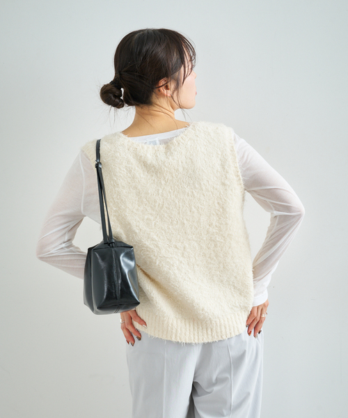 U by SPICK&SPAN(ユーバイスピックアンドスパン)の「【LOW CLASSIC / ロウクラシック】Lc LEATHER CARAMEL BOX BAG(ショルダーバッグ・レディース・ブラック・FREE)」の17枚目の写真