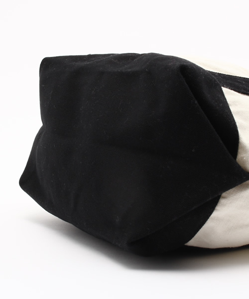 salut!（サリュ!）の「ｷｬﾝﾊﾞｽﾗﾝﾁﾄｰﾄ（トートバッグ・レディース・ブラック/ネイビー/レッド/ホワイト・FREE）」の6枚目の写真