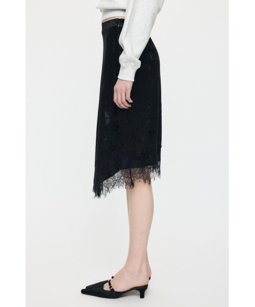 MOUSSY（マウジー）の「LACE TRIM VELVET スカート（スカート・レディース・アイボリー/ブラック・FREE）」の9枚目の写真