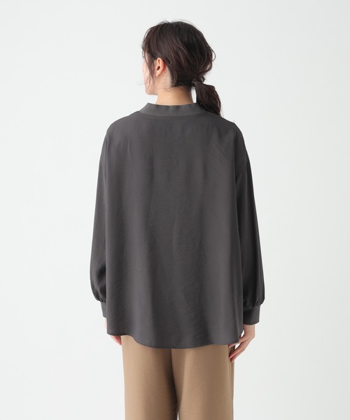 Elura（エルーラ）の「Vネックブラウスカーディガン/659644（カーディガン/ボレロ・レディース・ブルー/チャコールグレー/ダークブラウン/ホワイト・FREE）」の21枚目の写真