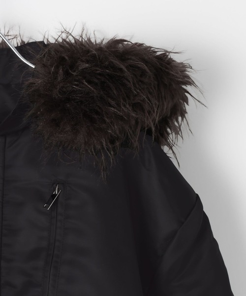 LAND MUSEUM(ランドミュージアム)の「【フード取り外し可】LAND MUSEUM/ファードッキングブルゾン(ブルゾン・メンズ・ブラック・MEDIUM/LARGE)」の4枚目の写真