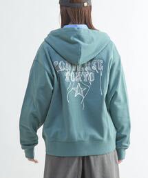 CONVERSE TOKYO（コンバーストウキョウ）の「EMBROIDED LOGO ZIP HOODIE（パーカー）」