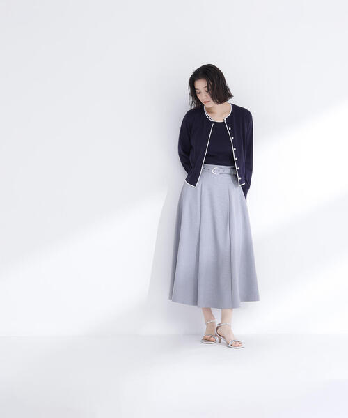 NATURAL BEAUTY BASIC(ナチュラルビューティーベーシック)の「◇メタルバックルフレアースカート(スカート・レディース・ベージュ/グレー/チャコールグレー・MEDIUM/P/S)」の11枚目の写真
