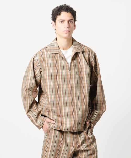 LOEFF(ロエフ)の「<LOEFF>チェック スキッパー シャツ UNISEX(シャツ/ブラウス・レディース・ベージュ・2/1/0)」の3枚目の写真