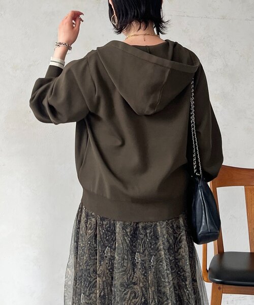 un dix cors（アンディコール）の「軽量配色ラメラインパーカー（カーディガン/ボレロ・レディース・ブラック/アイボリー・FREE）」の7枚目の写真