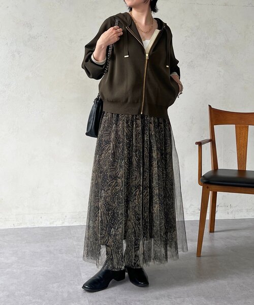 un dix cors（アンディコール）の「軽量配色ラメラインパーカー（カーディガン/ボレロ・レディース・ブラック/アイボリー・FREE）」の8枚目の写真