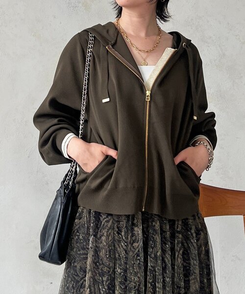 un dix cors（アンディコール）の「軽量配色ラメラインパーカー（カーディガン/ボレロ・レディース・ブラック/アイボリー・FREE）」の14枚目の写真