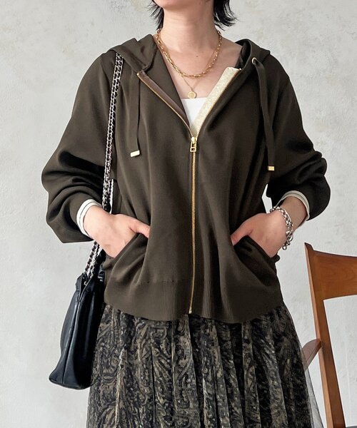 un dix cors（アンディコール）の「軽量配色ラメラインパーカー（カーディガン/ボレロ・レディース・ブラック/アイボリー・FREE）」の17枚目の写真