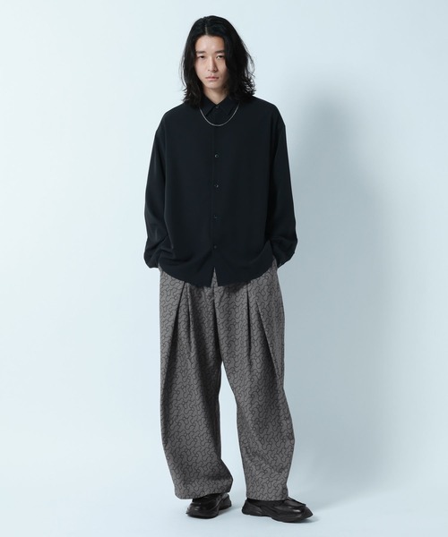 RAGEBLUE（レイジブルー）の「CURVE SEAM/Design Tuck 3D Wide Easy Pants/デザインタックワイドイージーパンツ（スラックス・メンズ・ブラック/グレー系その他/その他・MEDIUM/LARGE）」の5枚目の写真