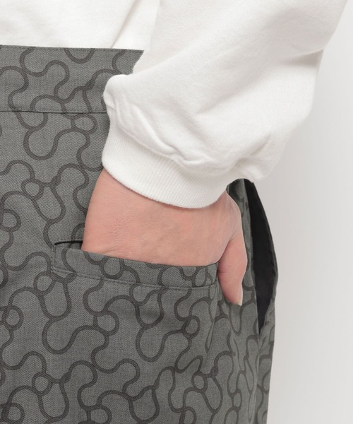 RAGEBLUE（レイジブルー）の「CURVE SEAM/Design Tuck 3D Wide Easy Pants/デザインタックワイドイージーパンツ（スラックス・メンズ・ブラック/グレー系その他/その他・MEDIUM/LARGE）」の20枚目の写真