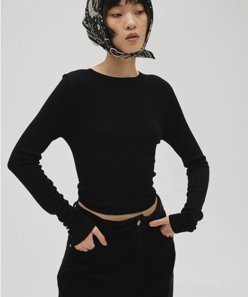 TODAYFUL（トゥデイフル）の「Compact Smooth Knit（ニット/セーター・レディース・ブラック/ダークブラウン/キナリ・FREE）」の3枚目の写真