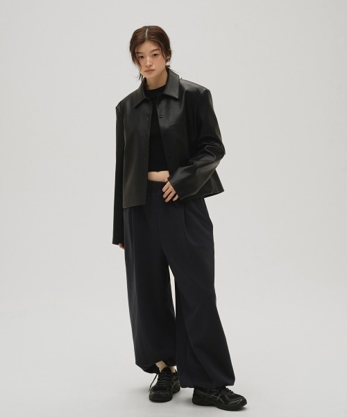 TODAYFUL（トゥデイフル）の「Compact Smooth Knit（ニット/セーター・レディース・ブラック/ダークブラウン/キナリ・FREE）」の4枚目の写真