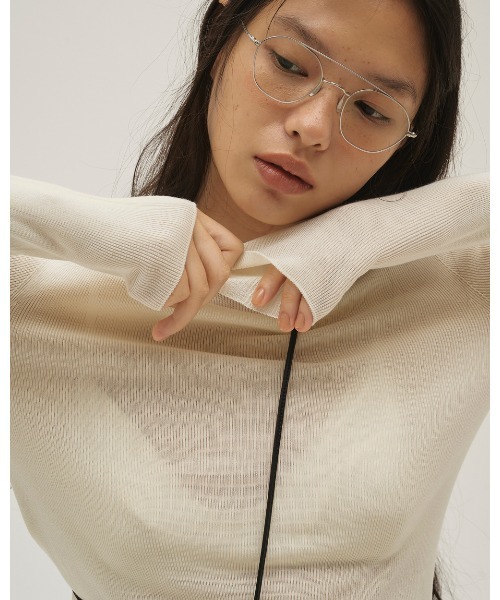 TODAYFUL（トゥデイフル）の「Compact Smooth Knit（ニット/セーター・レディース・ブラック/ダークブラウン/キナリ・FREE）」の16枚目の写真