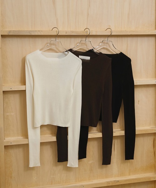 TODAYFUL（トゥデイフル）の「Compact Smooth Knit（ニット/セーター・レディース・ブラック/ダークブラウン/キナリ・FREE）」の15枚目の写真