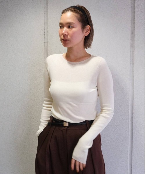 TODAYFUL（トゥデイフル）の「Compact Smooth Knit（ニット/セーター・レディース・ブラック/ダークブラウン/キナリ・FREE）」の9枚目の写真