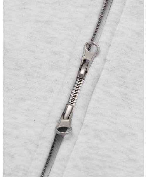 AMESWORLDWIDE（アメスワールドワイド）の「【UNISEX】AMES WORLDWIDE ／52アップリケフードジップ（パーカー・レディース・レッド/グレー/ネイビー・MEDIUM/SMALL）」の6枚目の写真