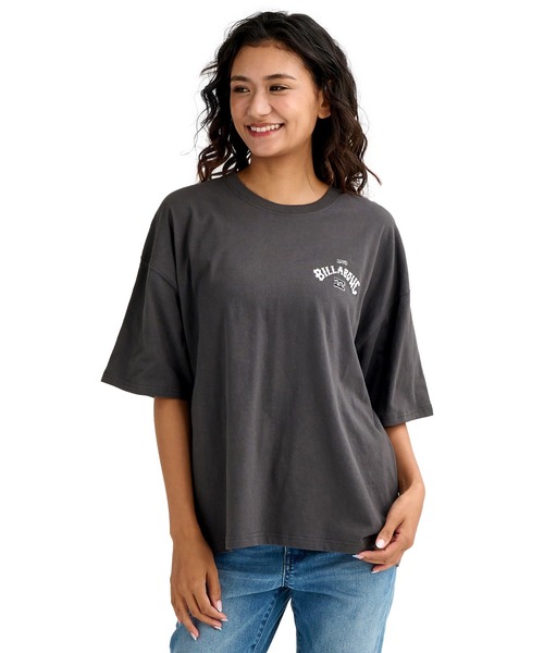 BILLABONG(ビラボン)の「BILLABONG ウィメンズ MESSAGE ARCH LOOSE M Tシャツ 【2026年春夏モデル】(Tシャツ/カットソー・レディース・ホワイト/オフホワイト/オレンジ系その他/ブルー系その他2・LARGE/MEDIUM)」の17枚目の写真