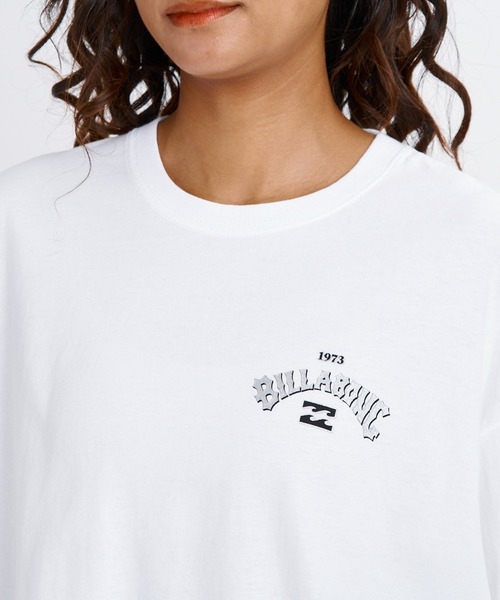 BILLABONG(ビラボン)の「BILLABONG ウィメンズ MESSAGE ARCH LOOSE M Tシャツ 【2026年春夏モデル】(Tシャツ/カットソー・レディース・ホワイト/オフホワイト/オレンジ系その他/ブルー系その他2・LARGE/MEDIUM)」の19枚目の写真