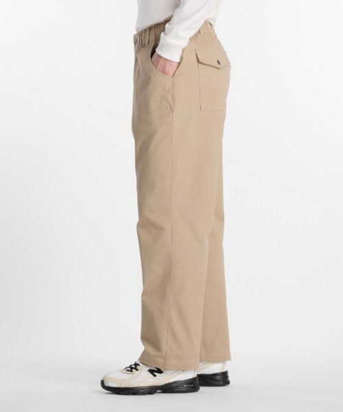 NEW BALANCE(ニューバランス)の「New Balance 大谷翔平 Signature Woven Twill Pants(ニューバランス 大谷翔平シグネチャーウーブンツイルパンツ)(チノパンツ・メンズ・ベージュ系/ネイビー・MEDIUM/LARGE/X-LARGE)」の4枚目の写真