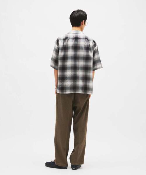 PENDLETON(ペンドルトン)の「PENDLETON / ペンドルトン 別注 TR ツイル 半袖 オープンカラーシャツ(シャツ/ブラウス・メンズ・ライトグリーン/ブラック/ブルー系その他/ブラウン系その他・LARGE/MEDIUM)」の16枚目の写真