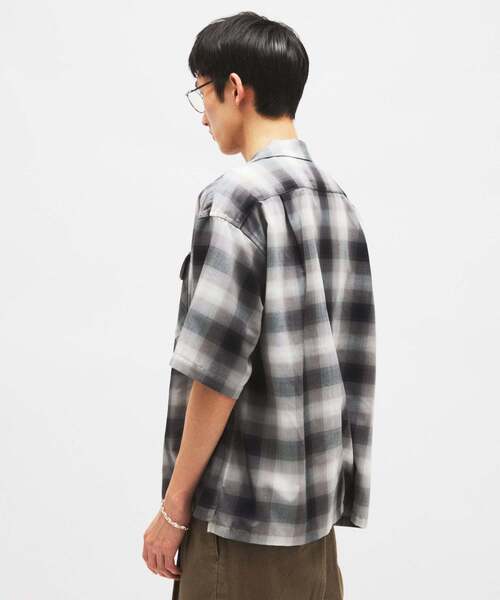 PENDLETON(ペンドルトン)の「PENDLETON / ペンドルトン 別注 TR ツイル 半袖 オープンカラーシャツ(シャツ/ブラウス・メンズ・ライトグリーン/ブラック/ブルー系その他/ブラウン系その他・LARGE/MEDIUM)」の12枚目の写真