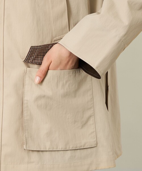 MACKINTOSH PHILOSOPHY(マッキントッシュ フィロソフィー)の「GREY LABEL 【SOMERFORD(サマーフォード)】ライトタフタ製(ステンカラーコート・レディース・ブラック/ベージュ系その他4・2/6)」の10枚目の写真