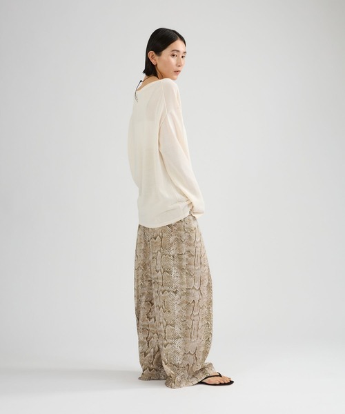 Chaos（カオス）の「Chaos(カオス)/ シアーダブルカラープルオーバー（ニット/セーター・レディース・ホワイト系/ブラック・FREE）」の8枚目の写真