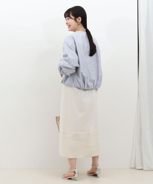 MICO COULIER（ミコクリエ）の「撥水ノーカラーブルゾン（ブルゾン・レディース・サックスブルー/キャメル/ネイビー・38）」の9枚目の写真