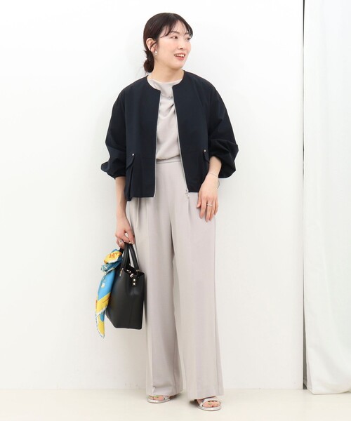 MICO COULIER（ミコクリエ）の「撥水ノーカラーブルゾン（ブルゾン・レディース・サックスブルー/キャメル/ネイビー・38）」の10枚目の写真