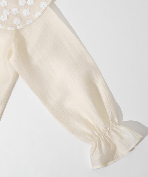 flower(フラワー)の「ボタニカルカラーブラウス(シャツ/ブラウス・レディース・ホワイト/アイボリー・FREE)」の9枚目の写真