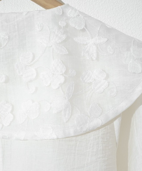 flower(フラワー)の「ボタニカルカラーブラウス(シャツ/ブラウス・レディース・ホワイト/アイボリー・FREE)」の16枚目の写真