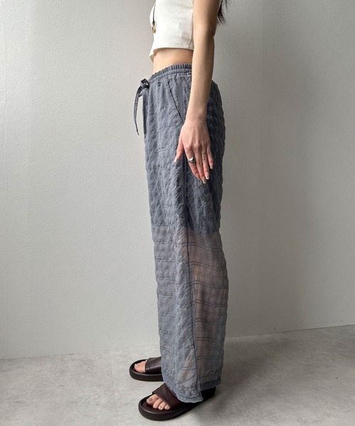 bohmal(ボマール)の「チェック柄シアー接触冷感イージーパンツ(その他パンツ・レディース・レッド/グレー/ブラック/イエロー・LARGE/MEDIUM)」の14枚目の写真