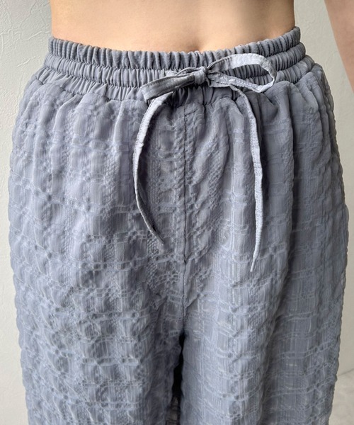 bohmal(ボマール)の「チェック柄シアー接触冷感イージーパンツ(その他パンツ・レディース・レッド/グレー/ブラック/イエロー・LARGE/MEDIUM)」の15枚目の写真