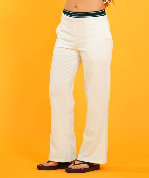 RVCA(ルーカ)の「RVCA/ルーカ ロングパンツ ラッシュ レギンス SURF JQ WEST PT BG043869 UT(その他パンツ・レディース・ブラック/ホワイト/ライトカーキ・M/S)」の1枚目の写真