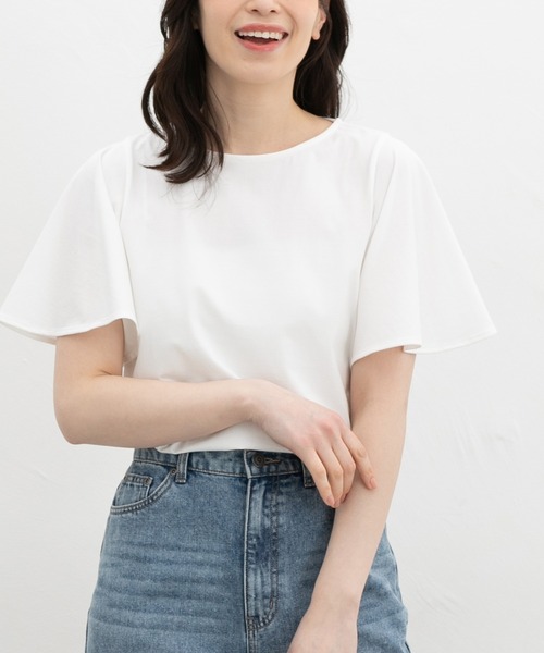Honeys(ハニーズ)の「【ハニさら・接触冷感・UVカット】フレアスリーブトップス(Tシャツ/カットソー・レディース・アイボリー/ホワイト×ブラック/ブラック/ブルー/イエロー・3L/L/LL/M/S)」の2枚目の写真