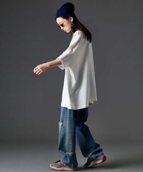 GEVS.（ジェイヴィス）の「ビッグシルエットTシャツ＜大きいサイズ有＞GEVS.（Tシャツ/カットソー・レディース・オフホワイト/チャコール/ブラック・3L～4L/M-LL/5L～6L）」の20枚目の写真