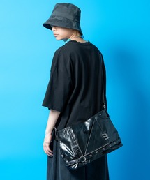 an meets zakka 艶出しアンティーク加工合成皮革ライダースデザインビッグショルダーバッグ