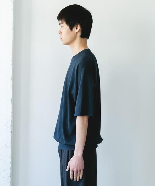 URBAN RESEARCH DOORS(アーバンリサーチドアーズ)の「『UR TECH』サマシェア クルーネックニット(ニット/セーター・メンズ・ブラウン系その他/グレー系その他/ネイビー・LARGE/MEDIUM)」の15枚目の写真