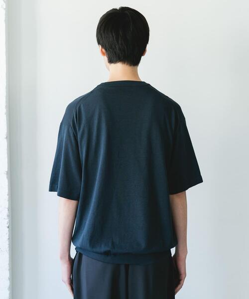 URBAN RESEARCH DOORS(アーバンリサーチドアーズ)の「『UR TECH』サマシェア クルーネックニット(ニット/セーター・メンズ・ブラウン系その他/グレー系その他/ネイビー・LARGE/MEDIUM)」の16枚目の写真