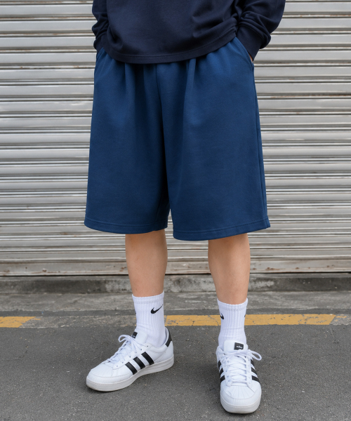 MOZMOZ(モズモズ)の「ダブルコットンワイドワンタックトレーニングショートパンツブルー(その他パンツ・レディース・その他・1/2/3)」の1枚目の写真