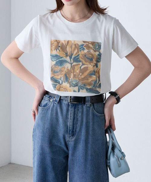 BONLECILL（ボンルシール）の「フラワーアートプリントT（Tシャツ/カットソー・レディース・オフホワイト/ネイビー/チャコールグレー・FREE）」の5枚目の写真