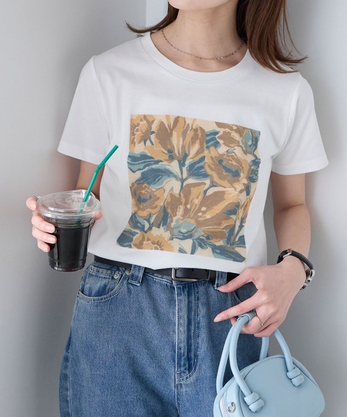 BONLECILL（ボンルシール）の「フラワーアートプリントT（Tシャツ/カットソー・レディース・オフホワイト/ネイビー/チャコールグレー・FREE）」の10枚目の写真